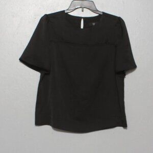 J Crew 365 polyester flowy short sleeve blouse